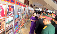 Trưng bày chuyên đề “Biên giới - Biển đảo quê hương”